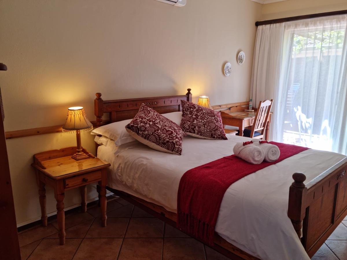 Camelia Guest House Bloemfontein Extérieur photo