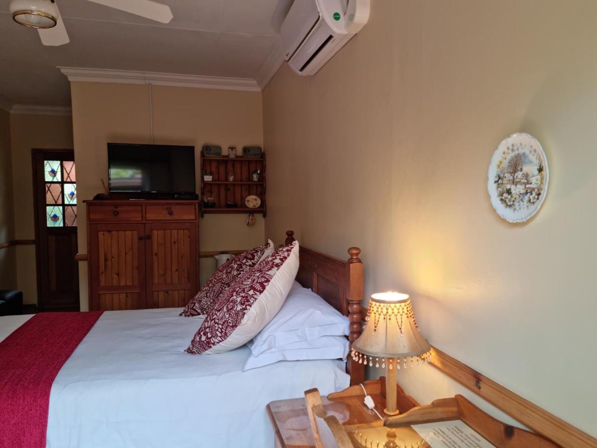 Camelia Guest House Bloemfontein Extérieur photo