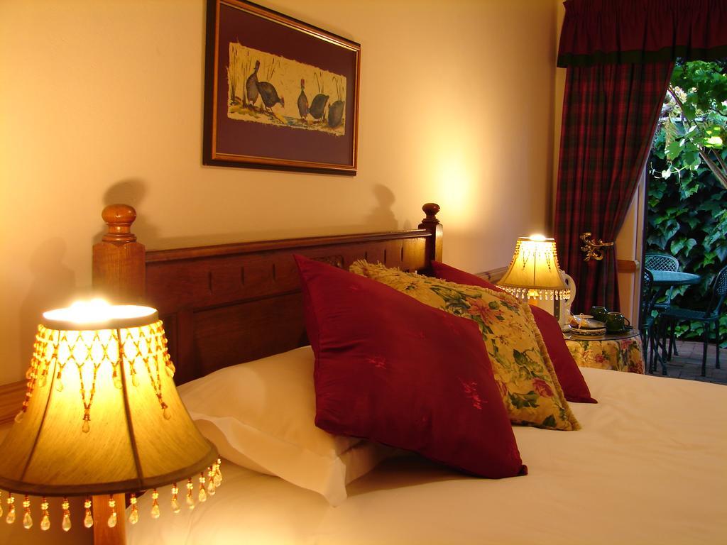 Camelia Guest House Bloemfontein Extérieur photo